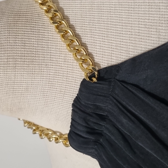 Glassons, black crop with gold chain halter size 10 - Picture 2 of 8